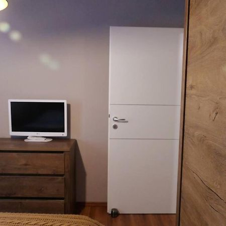 Apartament In Cartier Avantgarden Cu Semineu! Μπρασόβ Εξωτερικό φωτογραφία